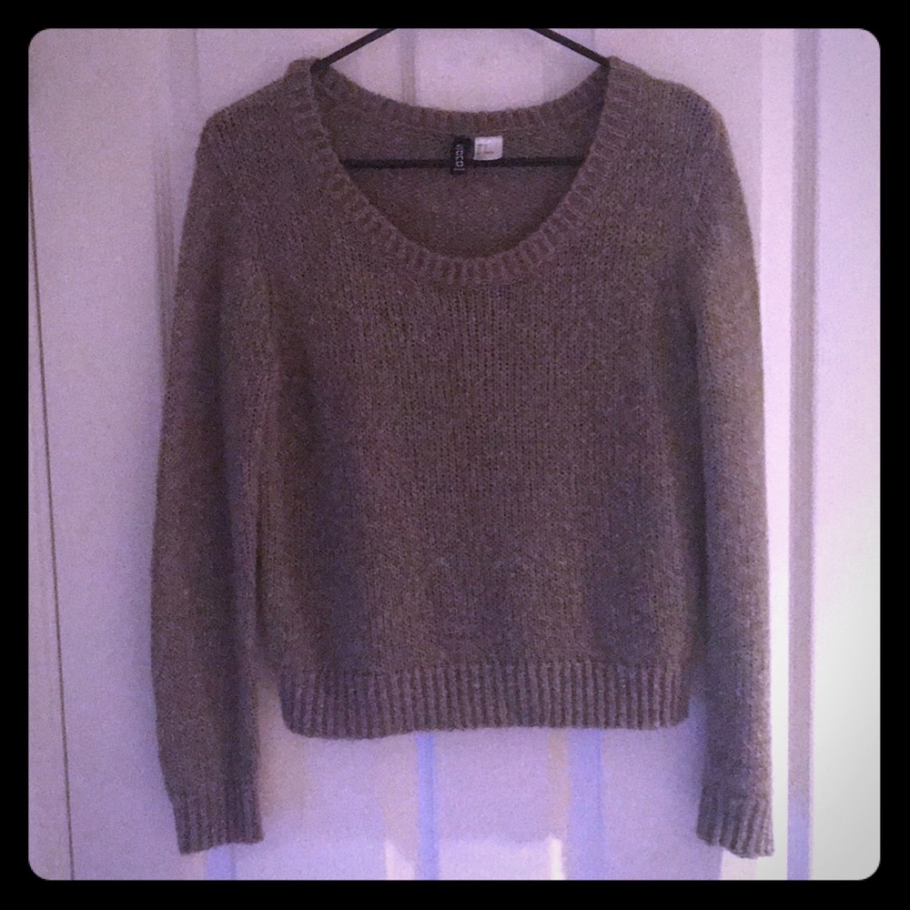- H&M Sweater ✨🎁✨